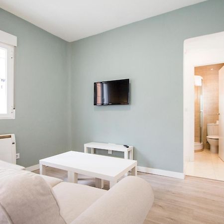 Apartamentos Tetuan Sandino マドリード エクステリア 写真
