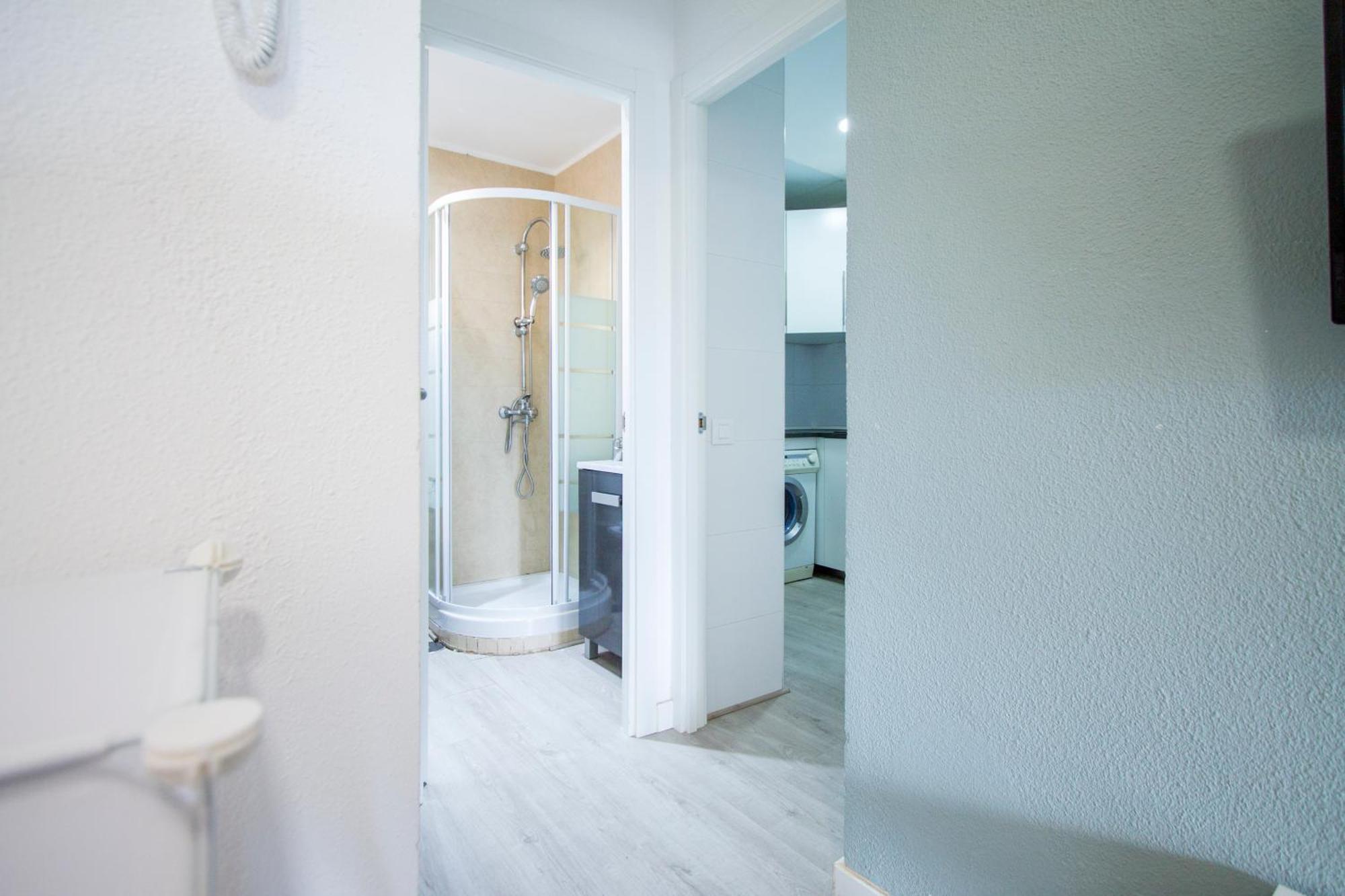 Apartamentos Tetuan Sandino マドリード エクステリア 写真