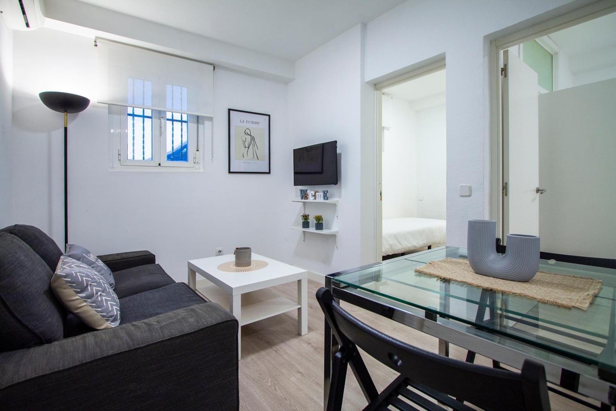 Apartamentos Tetuan Sandino マドリード エクステリア 写真