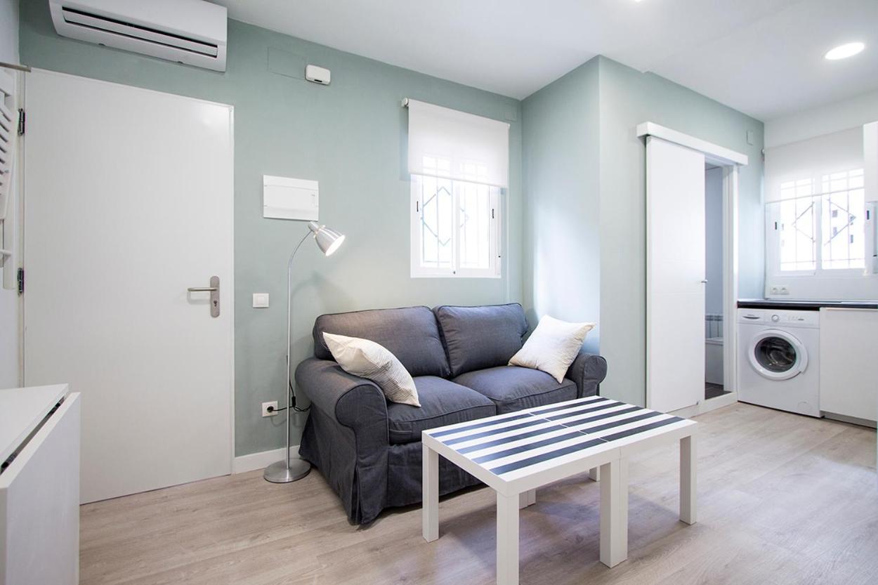 Apartamentos Tetuan Sandino マドリード エクステリア 写真