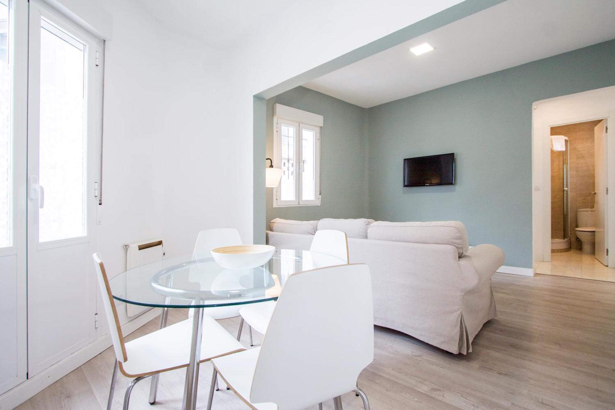 Apartamentos Tetuan Sandino マドリード エクステリア 写真